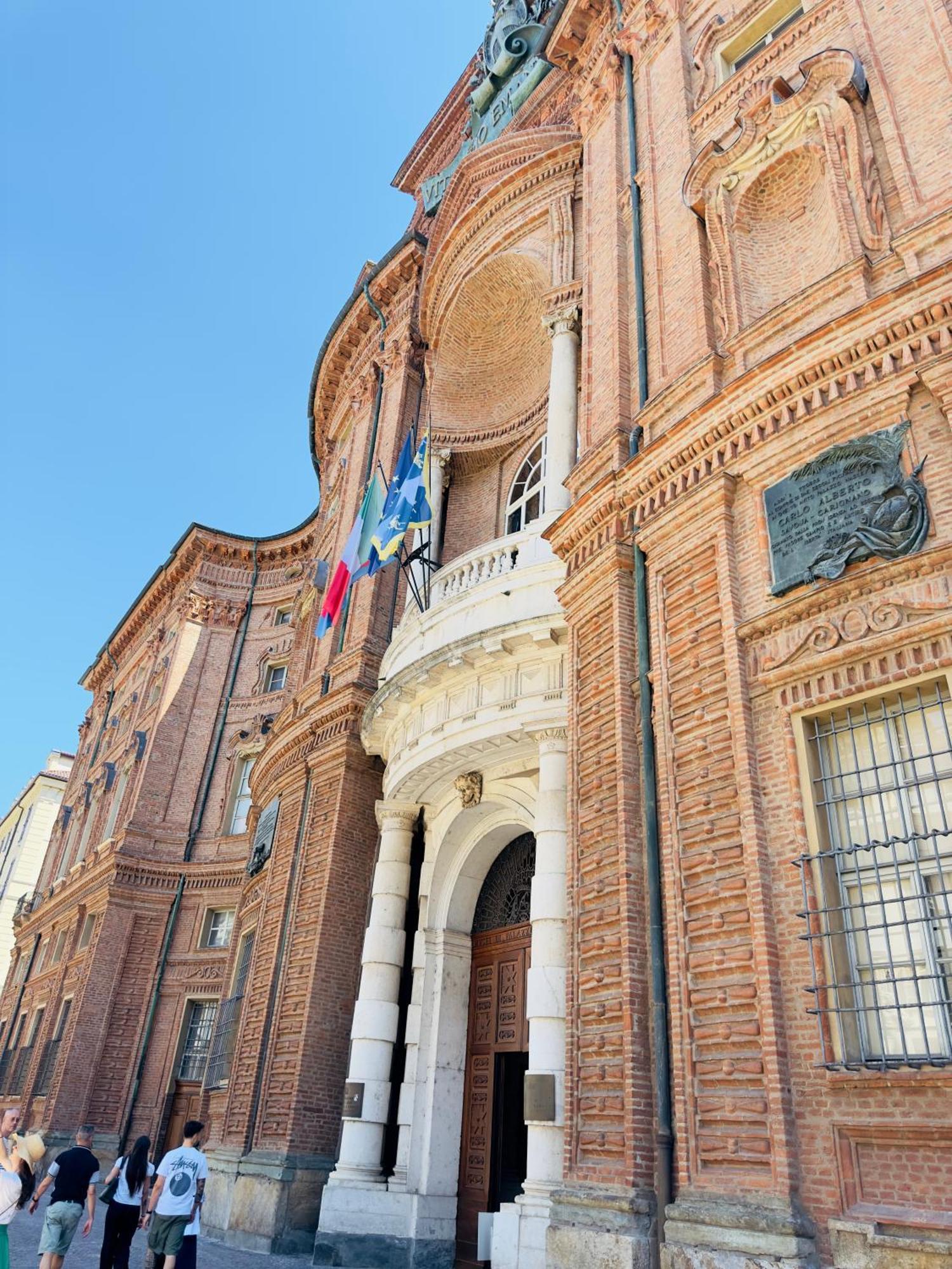 Tra Stadio E Storia - Fronte Allianz Stadium Juventus Venaria Reale Exterior photo
